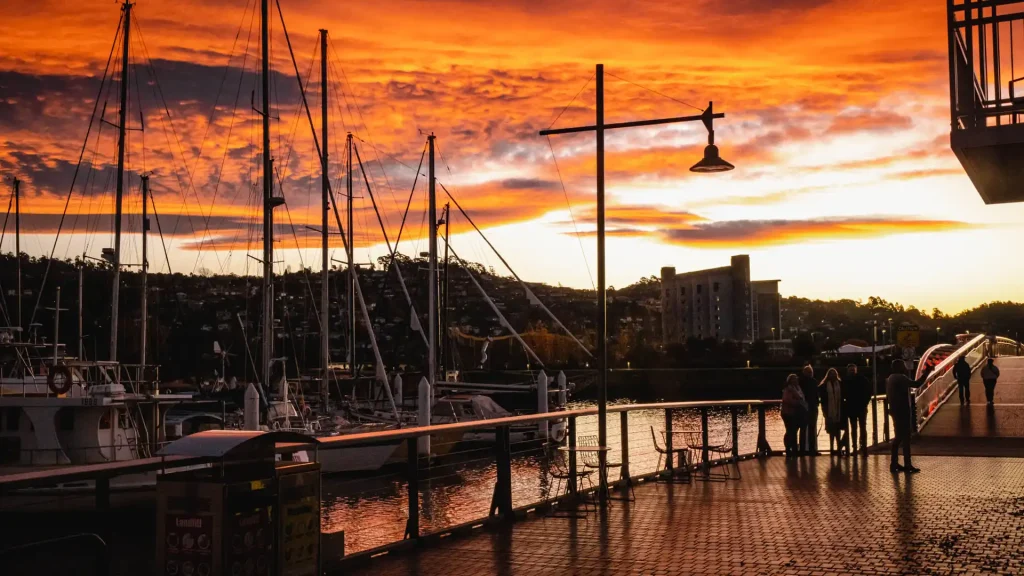 Riverside Dining in Launceston at Mudbar